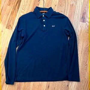 Vineyard Vines Boy’s long-sleeved shirt. Size large.